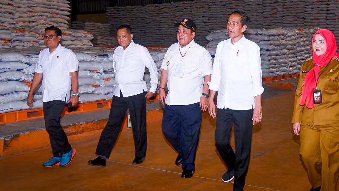 Jokowi Tinjau Gudang Bulog Campang Raya Bandarlampung