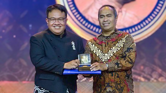 Watchdoc Terima Ramon Magsaysay Award