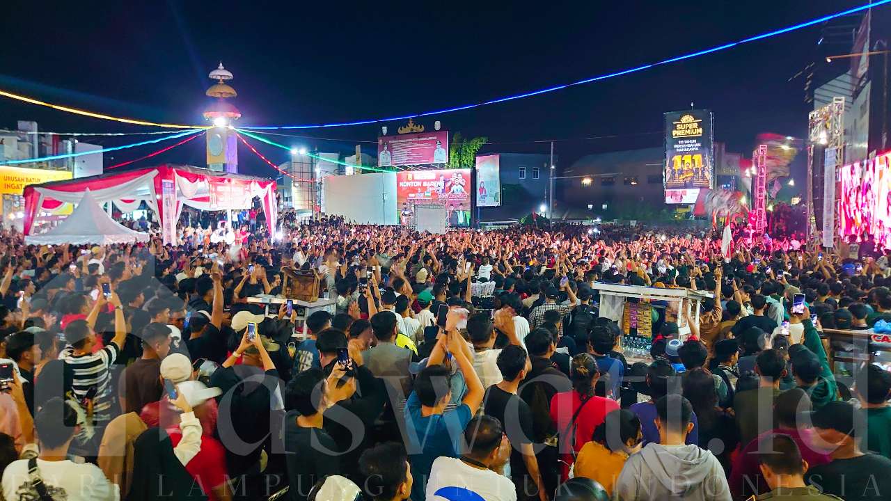 Ribuan Warga Lampung Tumpah Ruah di Nobar Piala Asia U-23