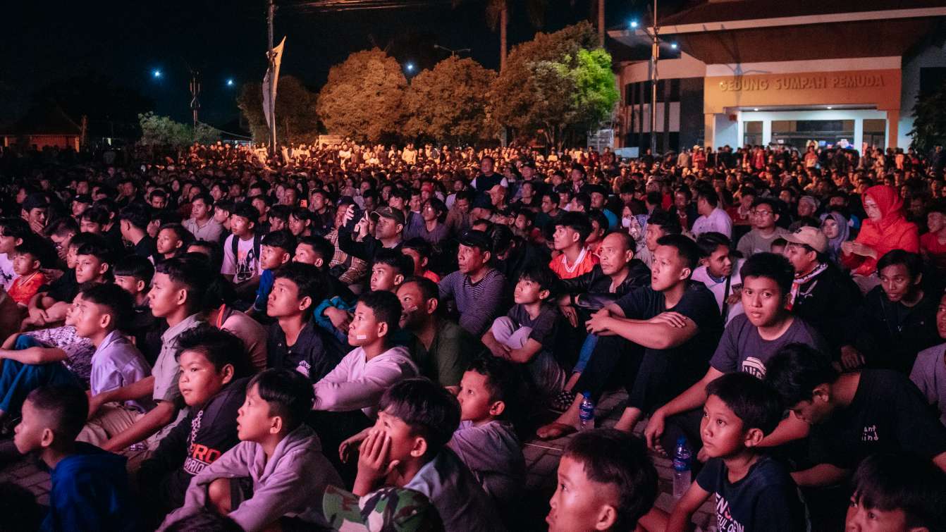 Ribuan Warga Lampung Tumpah Ruah di Nobar Piala Asia U-23