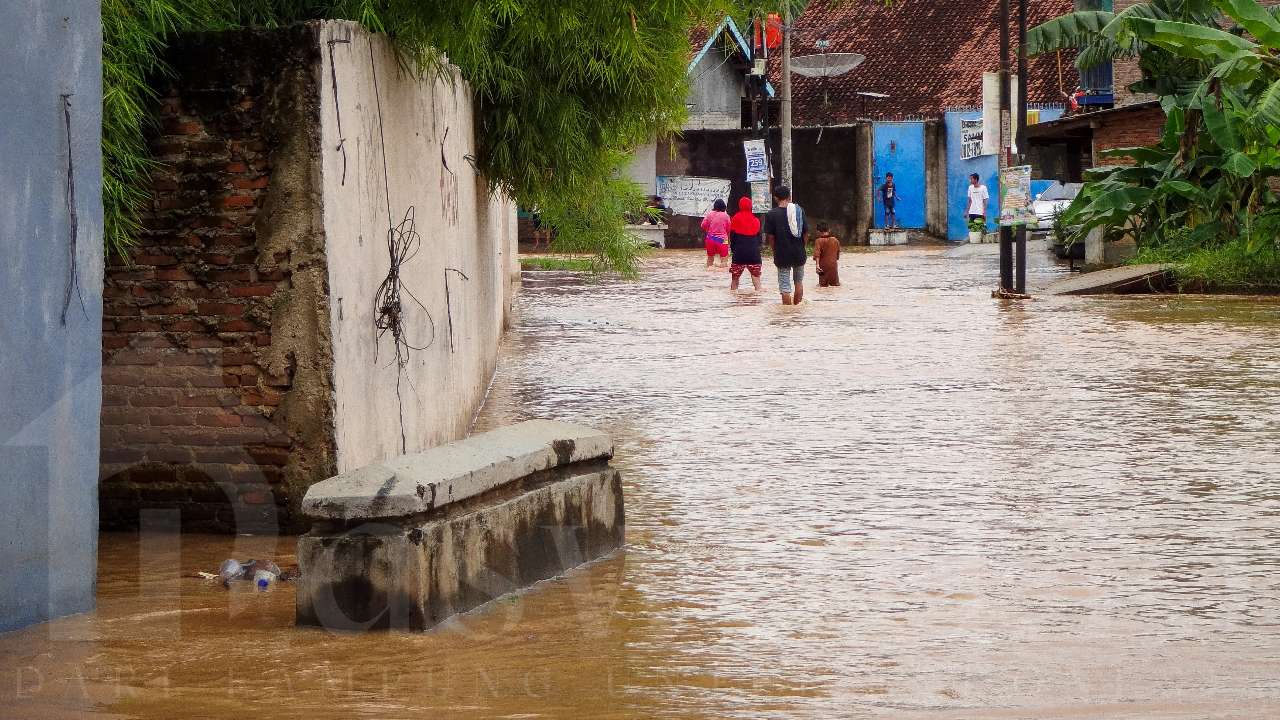 Banjir di Bandarlampung Rendam Kampung Selirit Telukbetung Barat