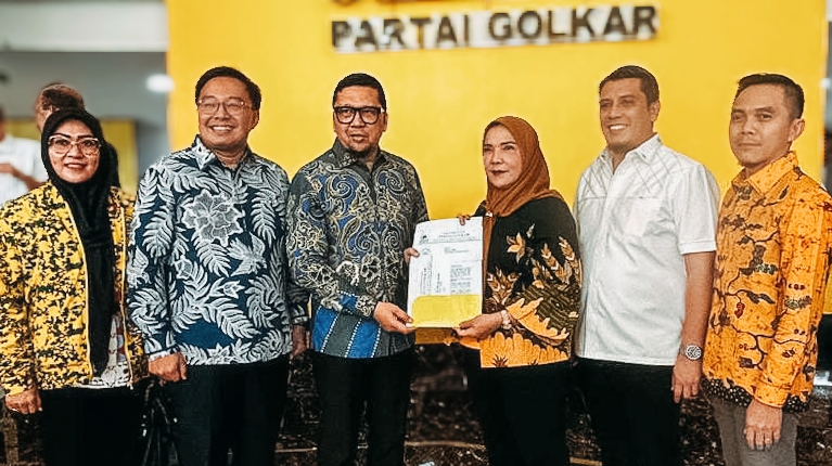 Eva Dwiana – Deddy Amarullah Terima Rekomendasi Golkar