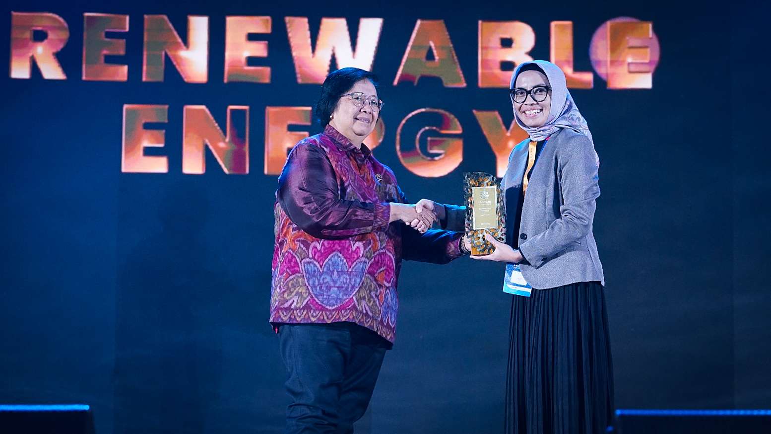 PLN Nusantara Power Raih Lestari Award Kompas Gramedia