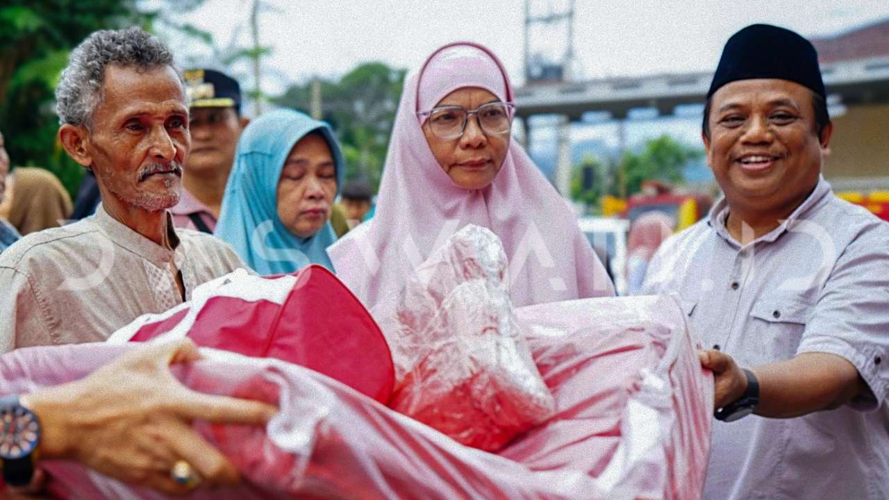 Pemkot Solid Bantu Korban Banjir di Bandarlampung