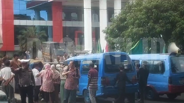 LSM Pematank dan Keramat Desak Pemkot Tindak PT Semen Baturaja