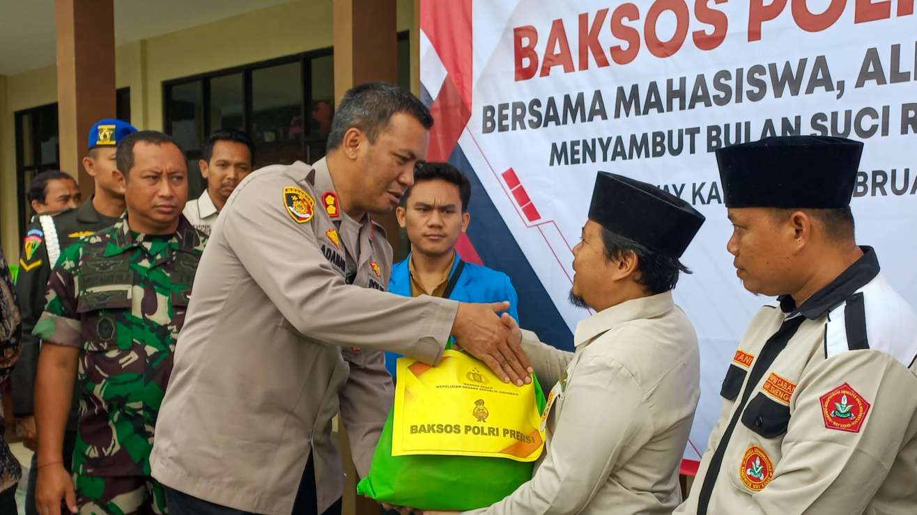 Polda Lampung Sambut Ramadhan 1446 H dengan Bakti Sosial