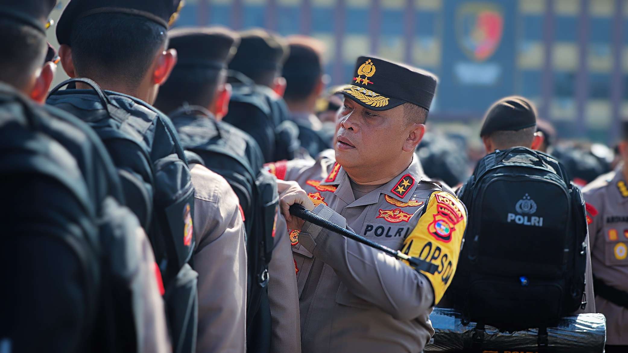 Helmy Santika: Kapolda Muda Berwawasan Humanis