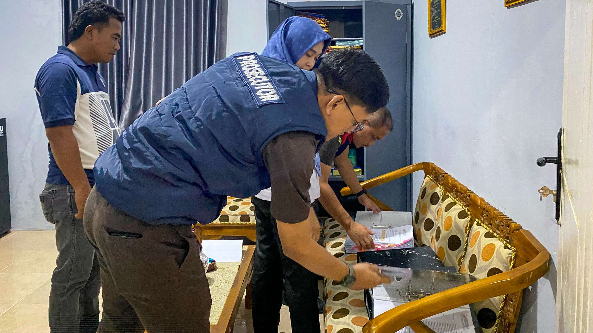 Kejari Geledah Kantor Bawaslu Mesuji Terkait Dugaan Korupsi Dana Hibah