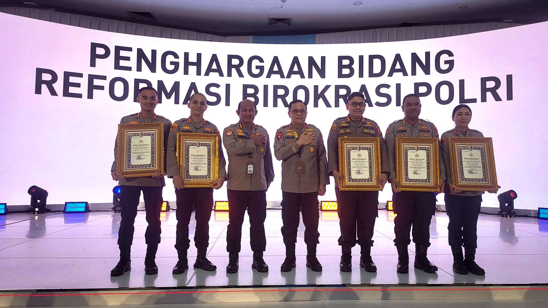 Lima Polres Polda Lampung Diganjar Penghargaan oleh Kapolri