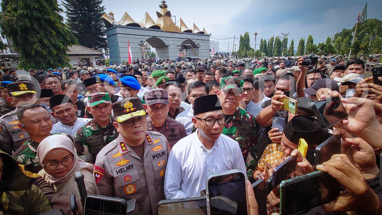 Demo Aliansi Lampung Melawan Tuai Pujian: Aksi Kondusif dengan Ribuan Massa