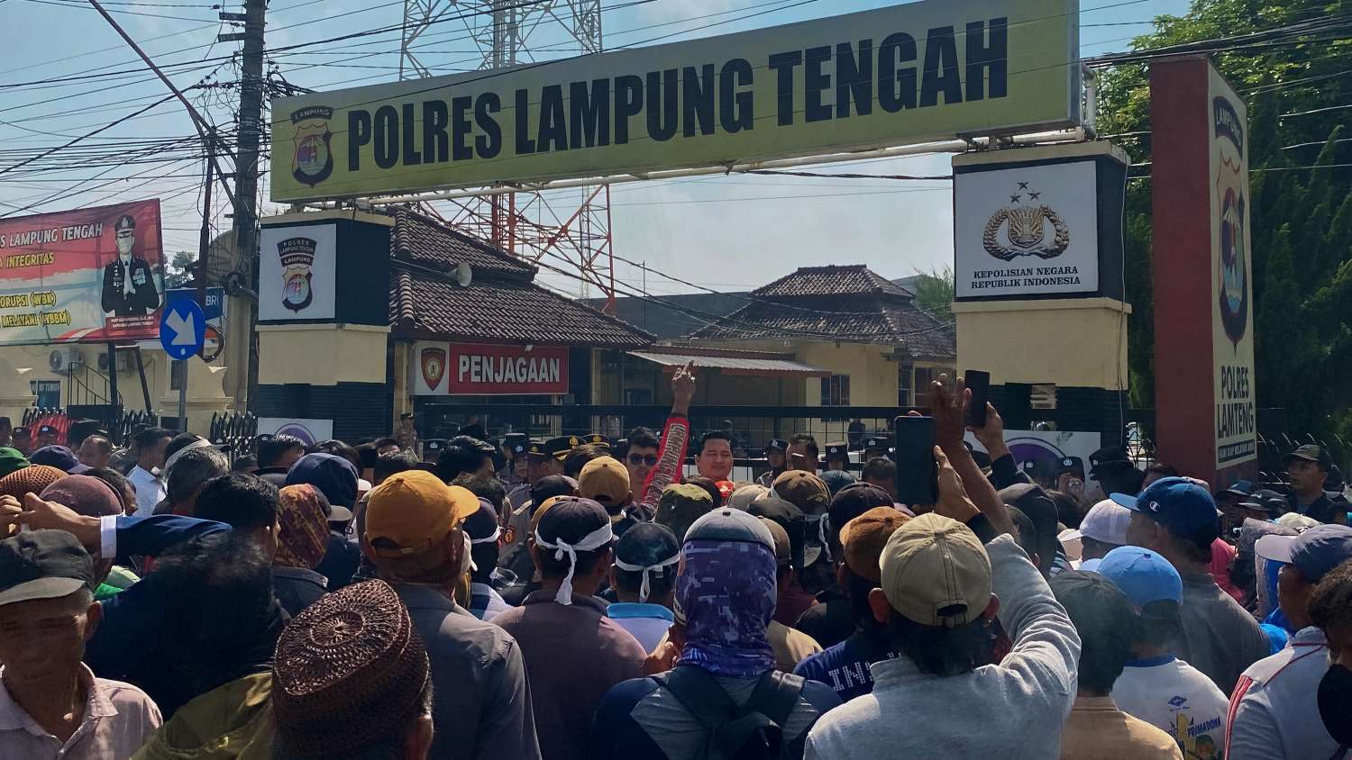 Kriminalisasi Petani Anak Tuha: Negara Pro-Korporasi