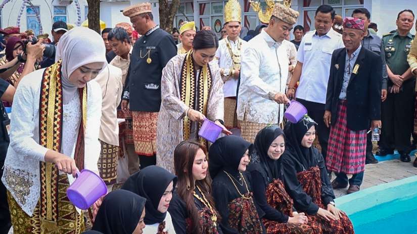 Blangikhan: Melukat ala Lampung yang Siap Menggempur Panggung Nasional