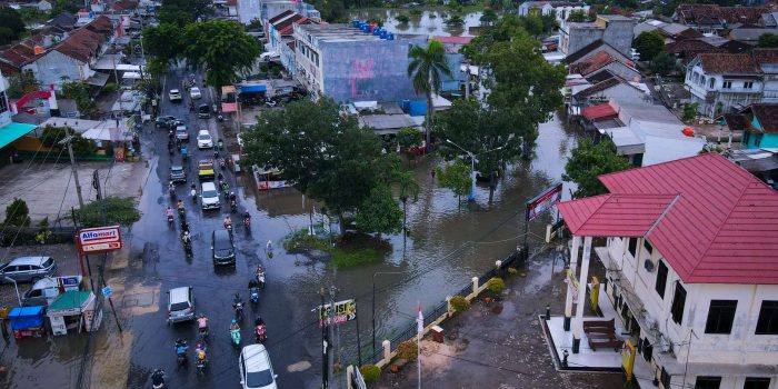 Banjir Ibu Kota Provinsi Lampung: Pemerintah Alpa, Warga Binasa