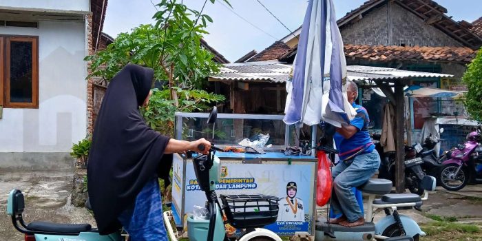 Bantuan Tak Pas Sasaran: Gerobak Mewah untuk Rumah Listrik 450 VA