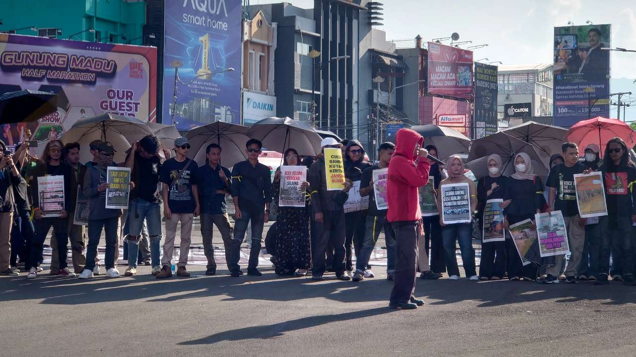 Bancakan Cuan di Balik "Pensiun Dini" PLTU