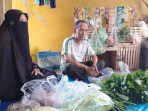 Berjuang dari Nol Bersama, Pedagang Sayur Sedih Naik Haji Tanpa Istri