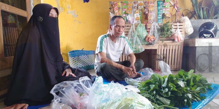 Berjuang dari Nol Bersama, Pedagang Sayur Sedih Naik Haji Tanpa Istri