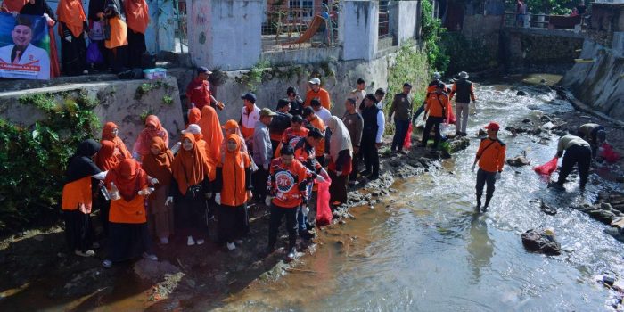 Milad PKS: Kado Eco Enzyme untuk Ekosistem Sungai Bandar Lampung