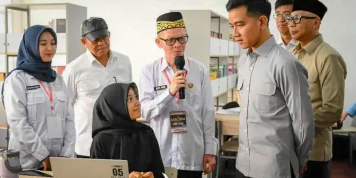 Pesan Gibran di Sekolah Rakyat: Jaga Semangat Belajar & Keseimbangan Emosi Siswa
